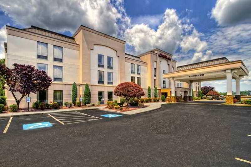 Hampton Inn Greensburg Extérieur photo