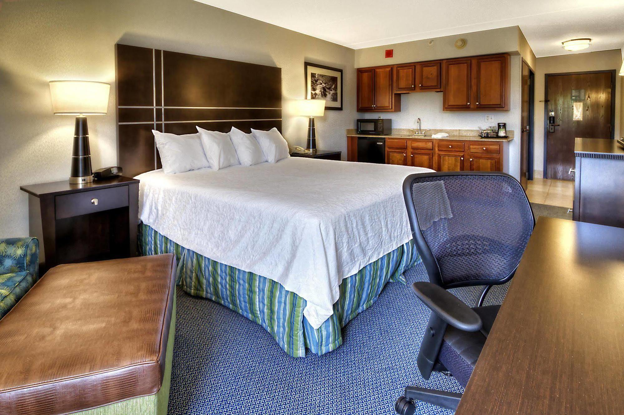 Hampton Inn Greensburg Extérieur photo